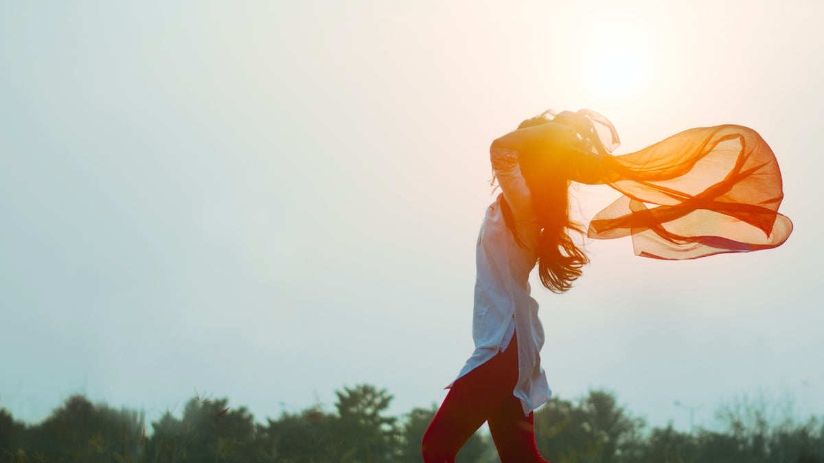 5 Ideas Creativas para Integrar Pañuelos en tu Atuendo Diario de Mujer