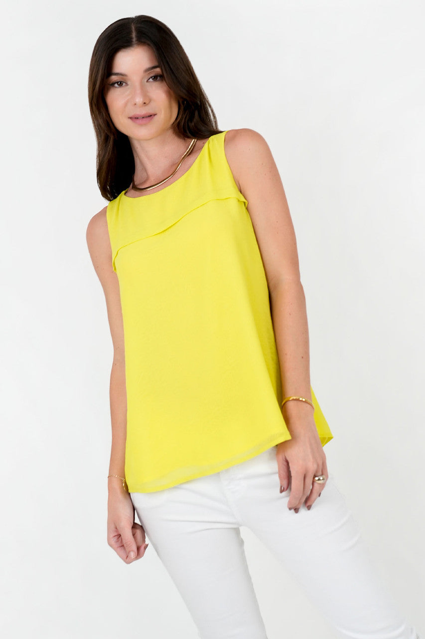 Blusa Gasa Craquelada Escote Ojal con Bastón