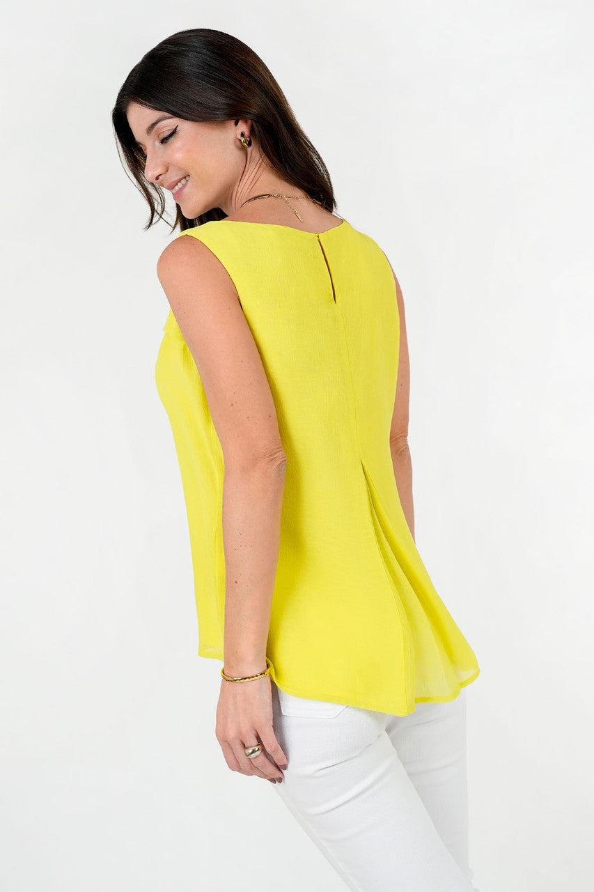 Blusa Gasa Craquelada Escote Ojal con Bastón