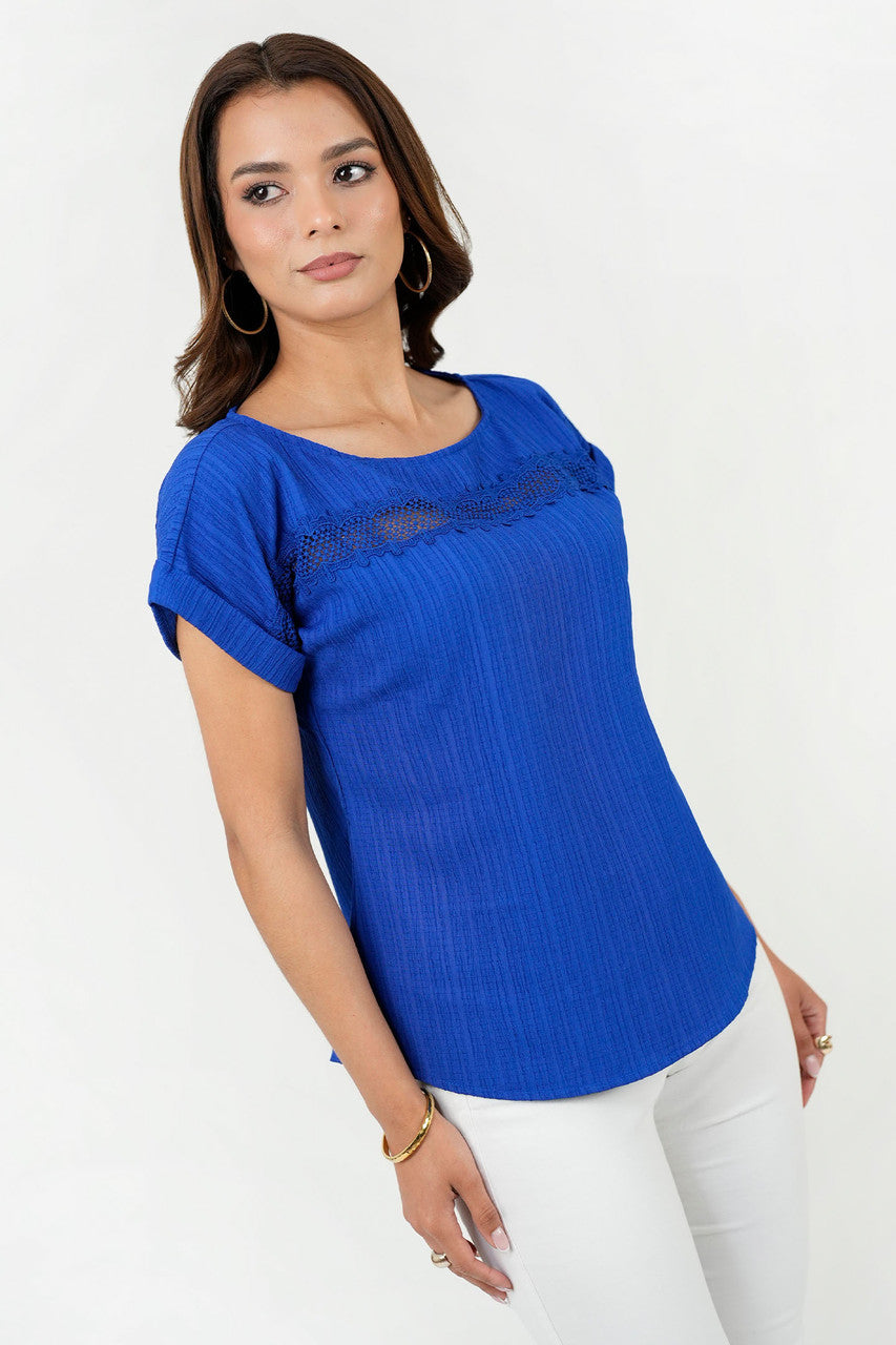 Blusa Mara Escote Ojal con Bolillo Calado