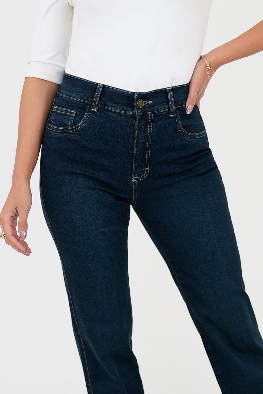 Pantalón Denim Recto con Basta Volteada