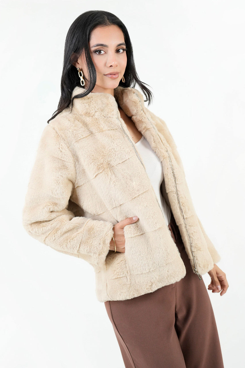 Chaqueta Corta Piel de Fantasía