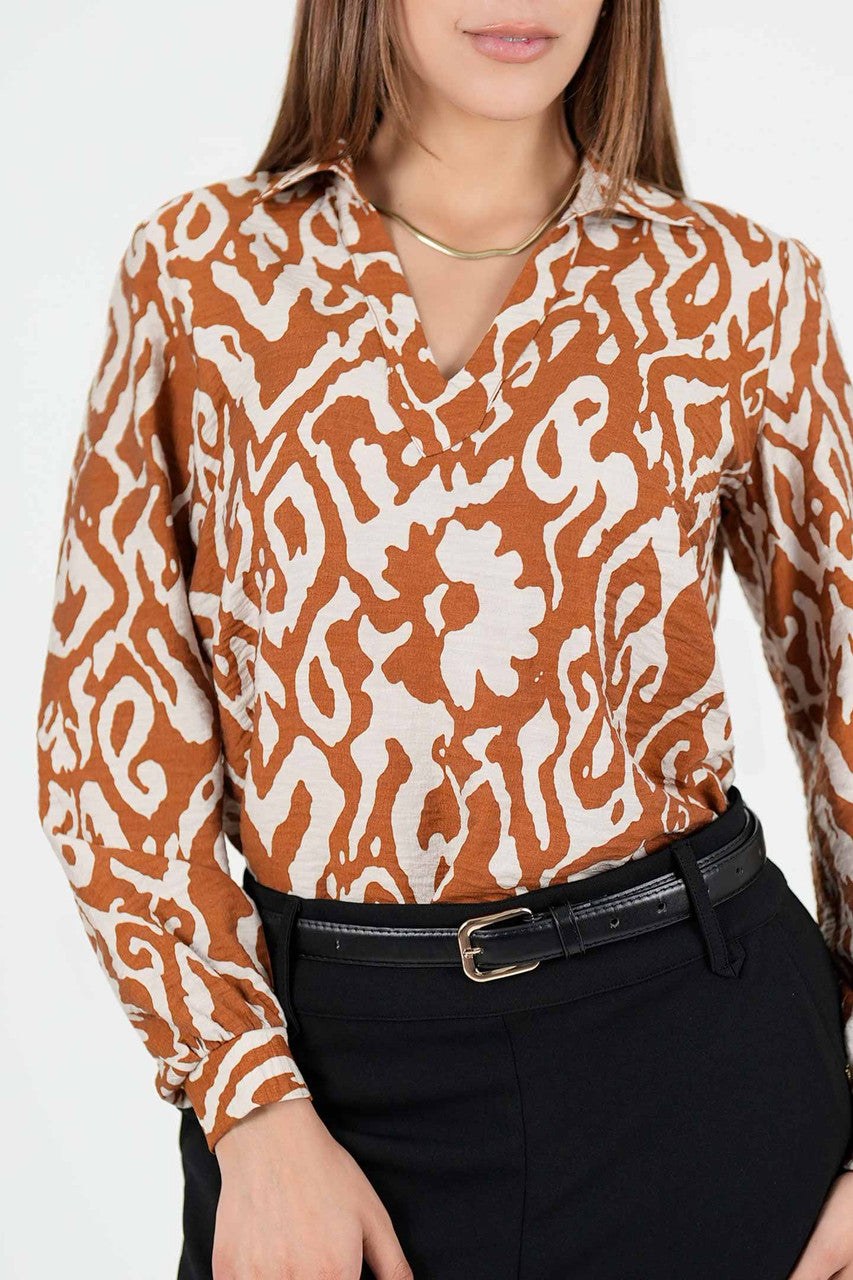 Blusa Manga Larga Estampada Con Escote V
