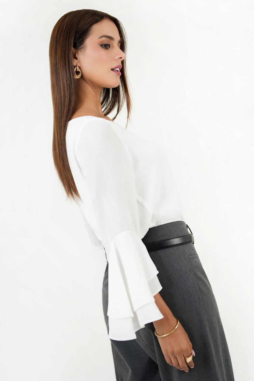 Blusa Escote Ojal Gasa Crepe con Manga Ruffle