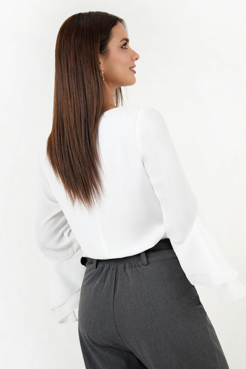 Blusa Escote Ojal Gasa Crepe con Manga Ruffle