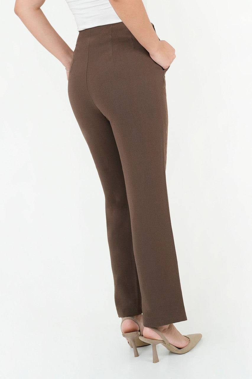 Pantalón Tela Verona con Pinzas y Bolsillos Laterales