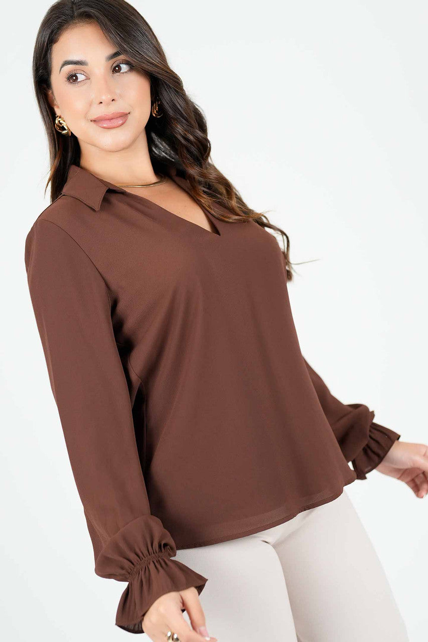 Blusa manga larga cuello camisero y escote V