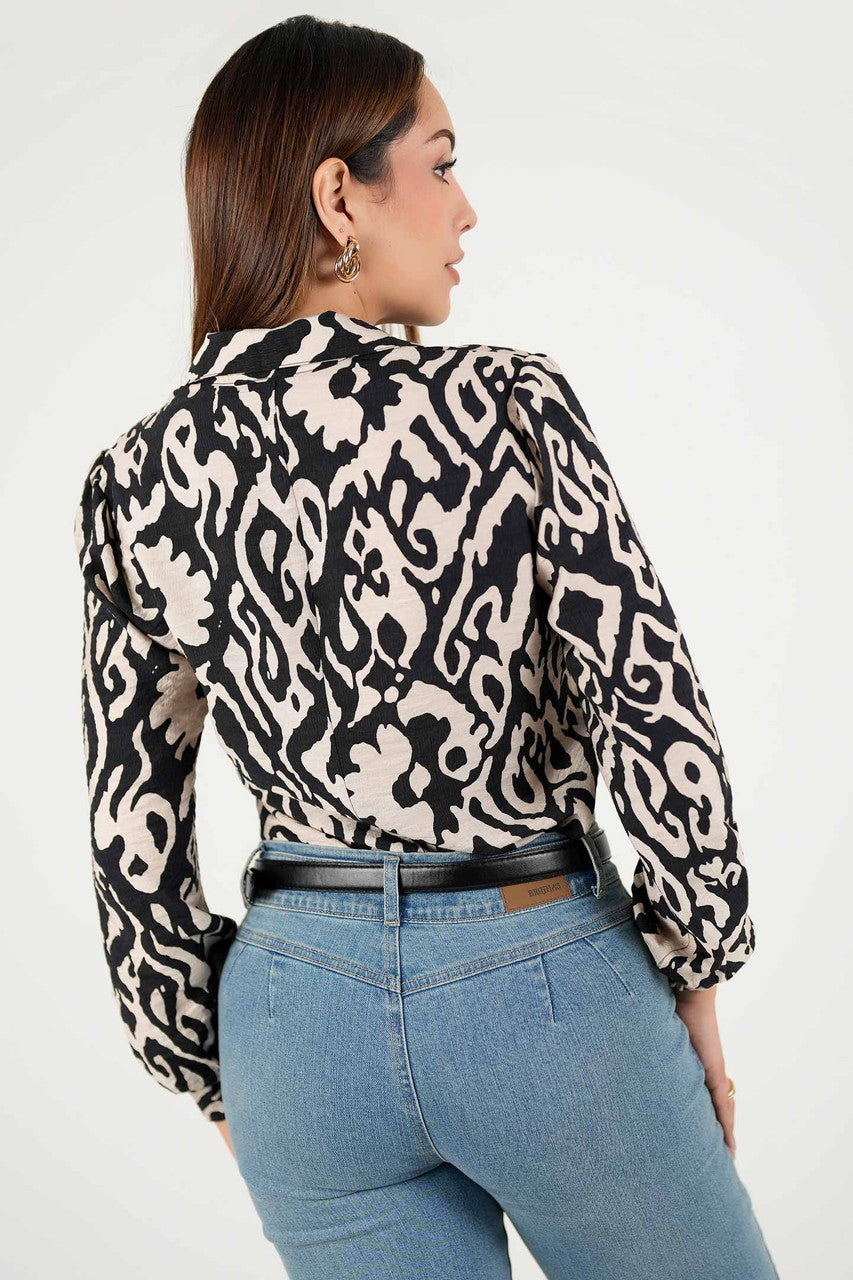 Blusa Manga Larga Estampada Con Escote V