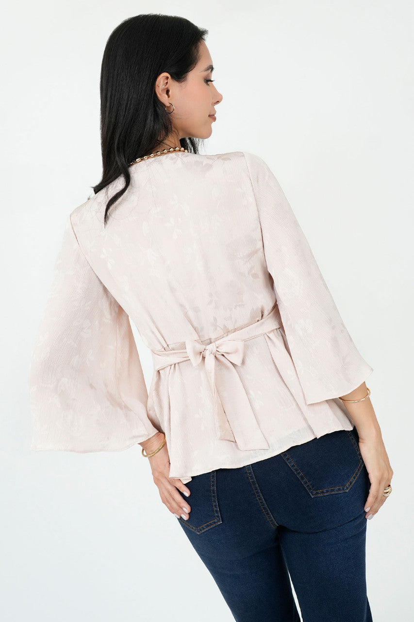 Blusa Manga 3/4 Seda Hindu Brocado Escote V con Lazo en Espalda