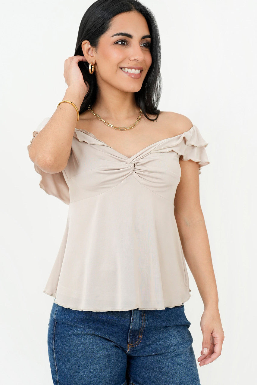 Polo off shoulder nudo en escote