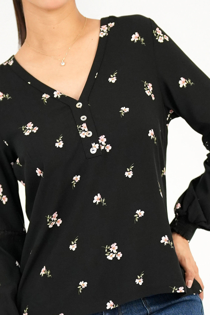 Blusa manga larga con corte y bolillo calado