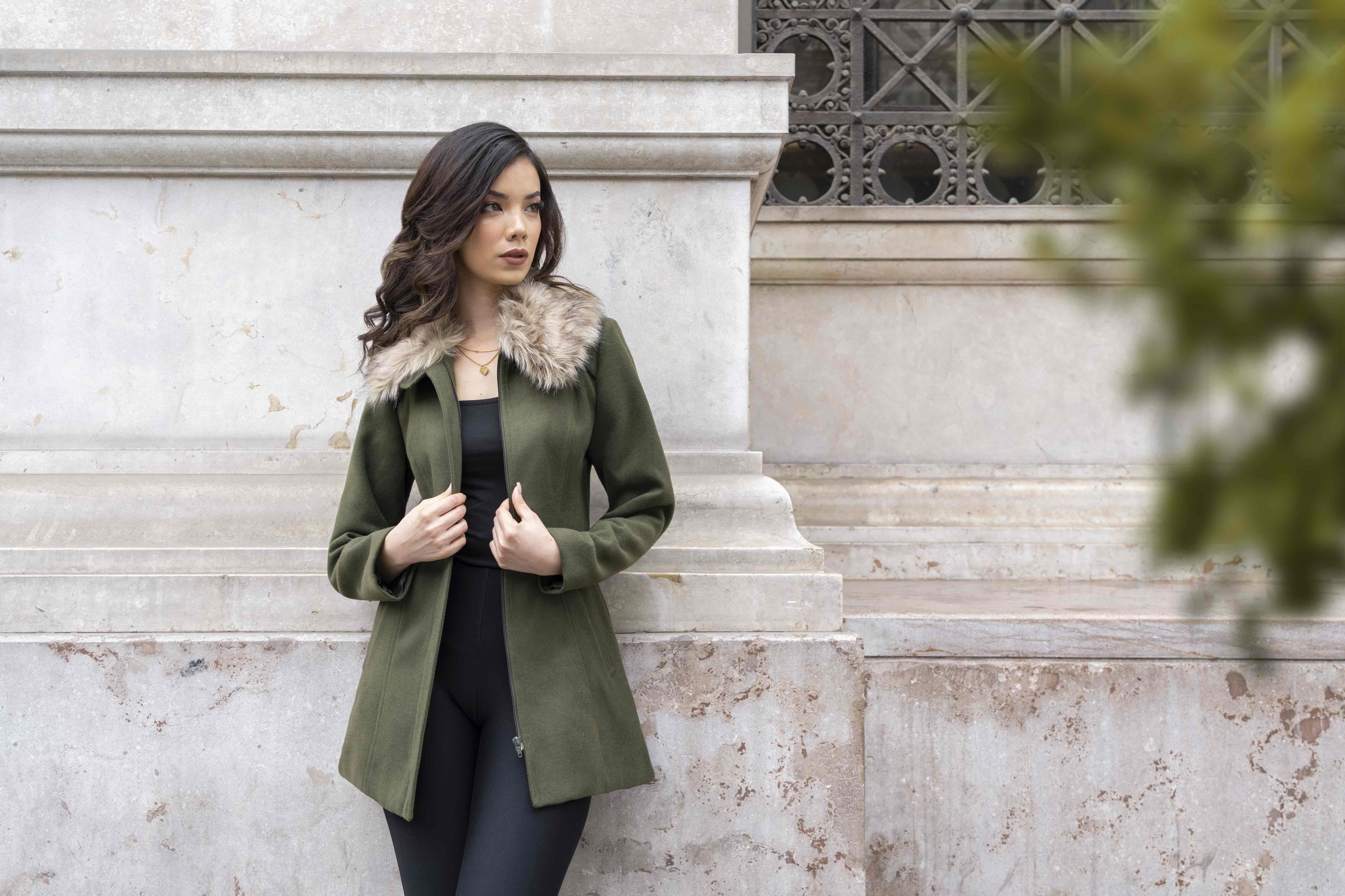 Versatilidad y confort: descubre los abrigos perfectos para la temporada de invierno y otoño
