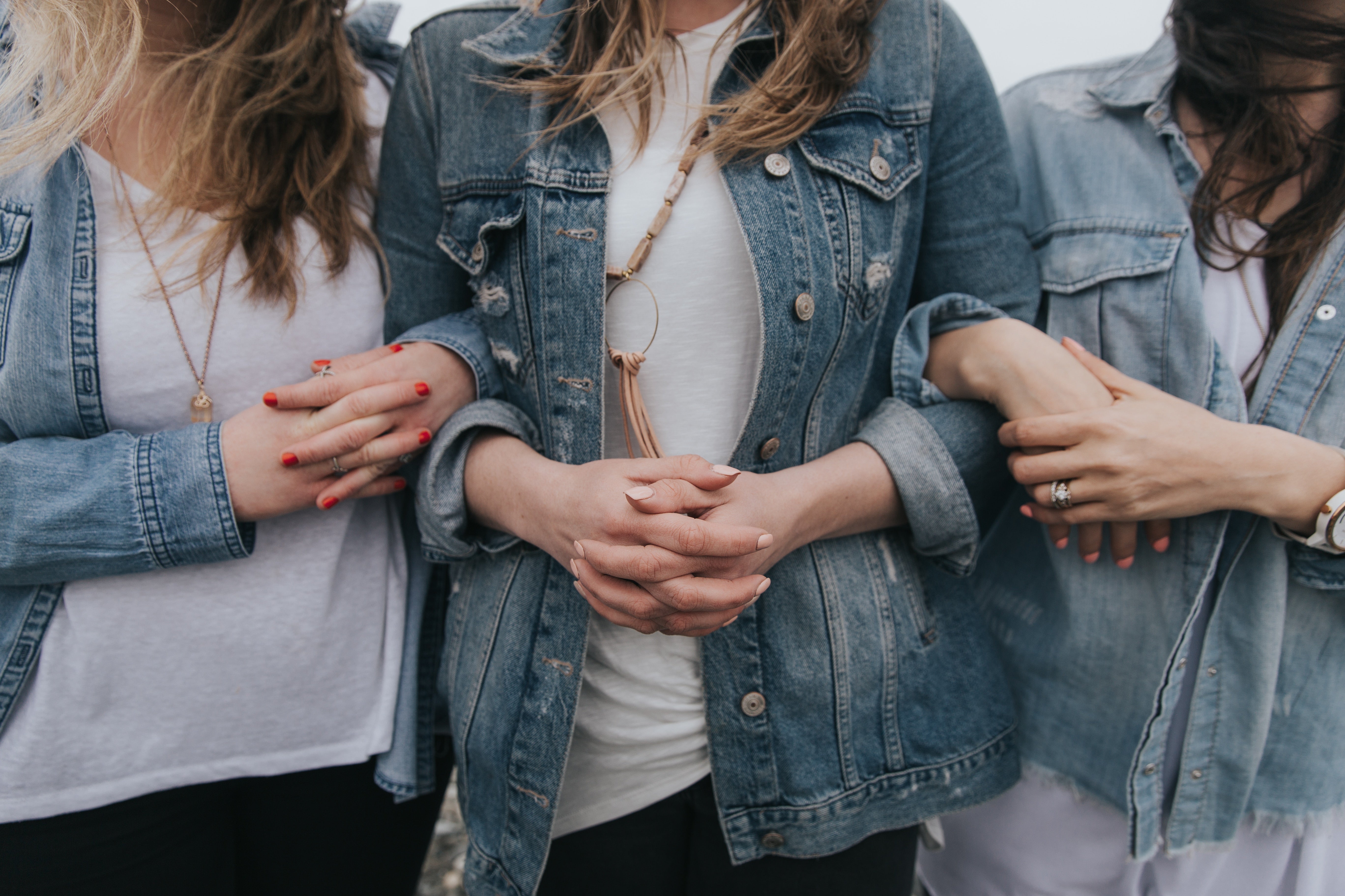 Dobla el Estilo: 5 Formas de Combinar Denim con Denim en la Primavera