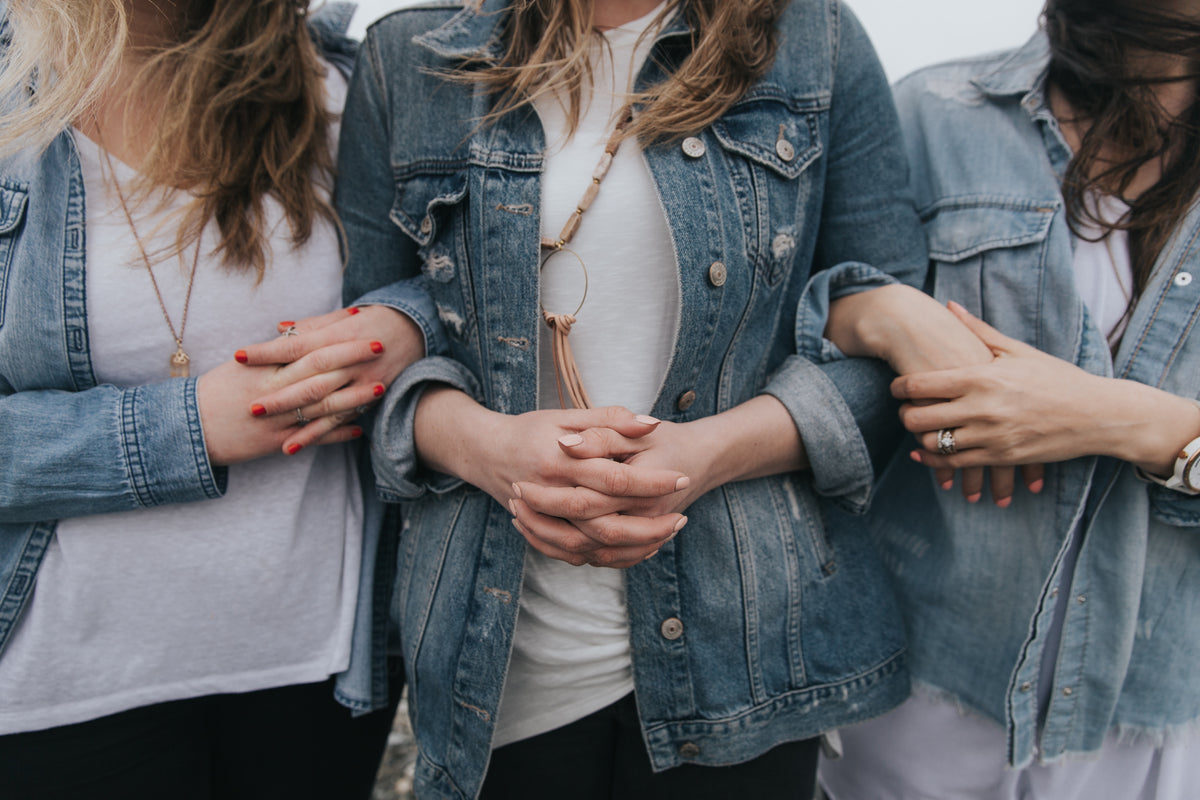 Dobla el Estilo: 5 Formas de Combinar Denim con Denim en la Primavera