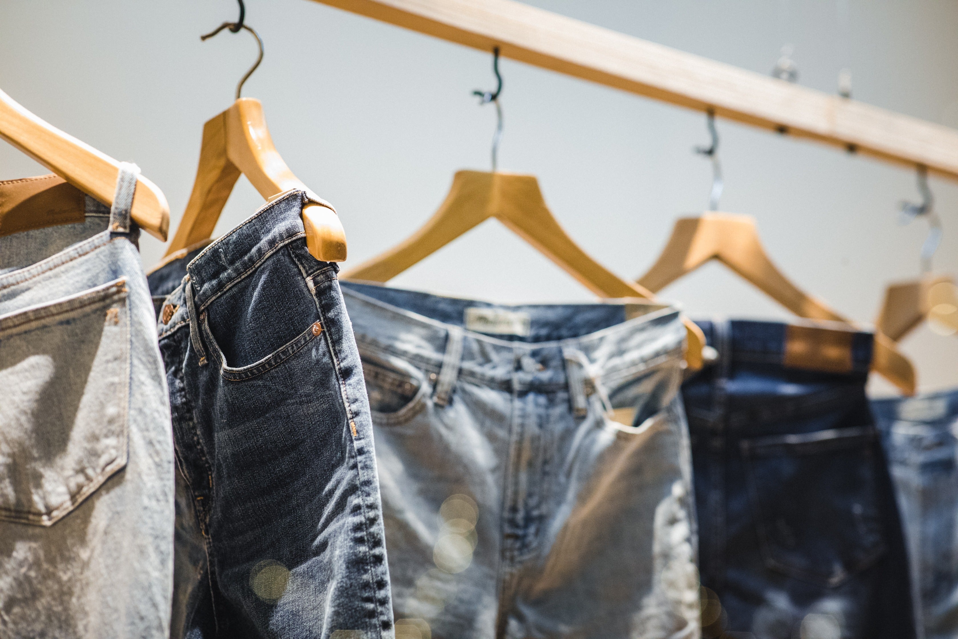El secreto de los jeans perfectos: encuentra tu fit ideal con Brujhas