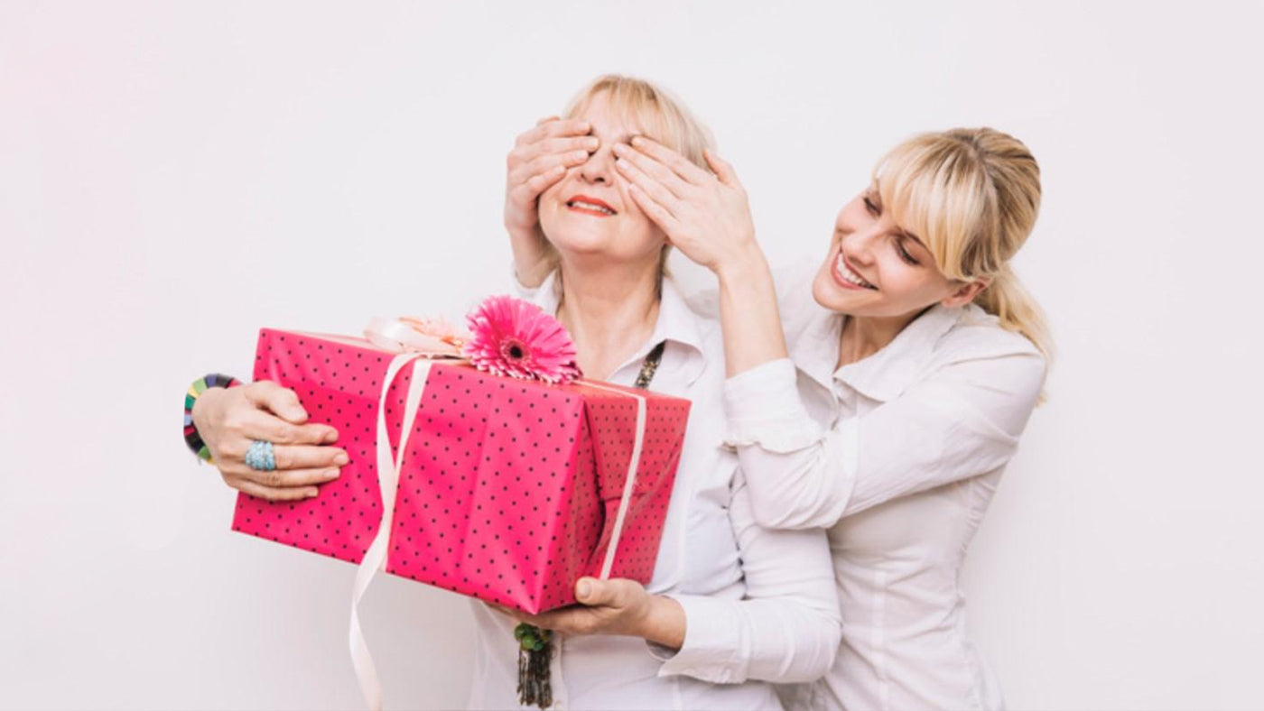 5 Prendas de moda para regalar el día de la madre