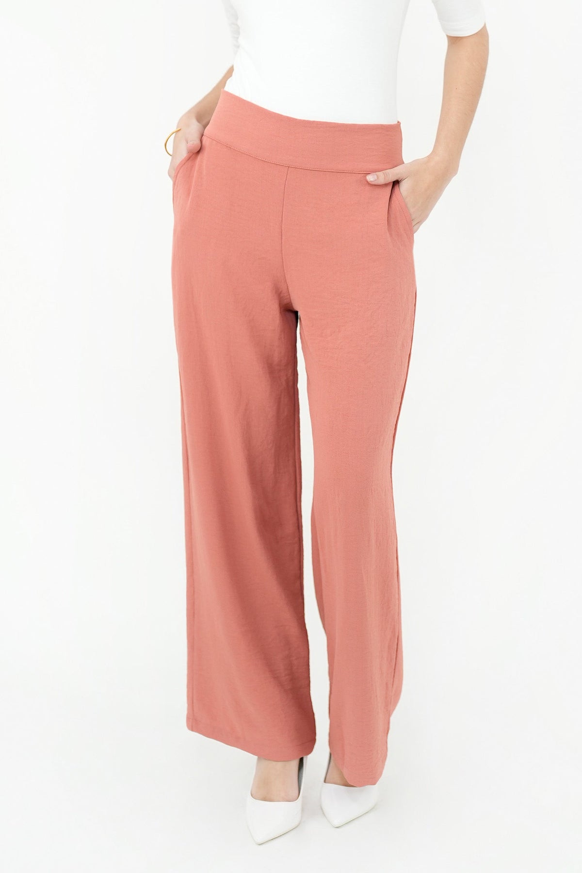 Pantalón Recto Moderno PAN06015BGNTRCSM