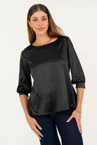 Blusa manga 3/4 escote ojal corte clásico BLU07116STNNEGSM