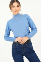 Chompa cuello alto corte clásico CHO07195HVZACRML