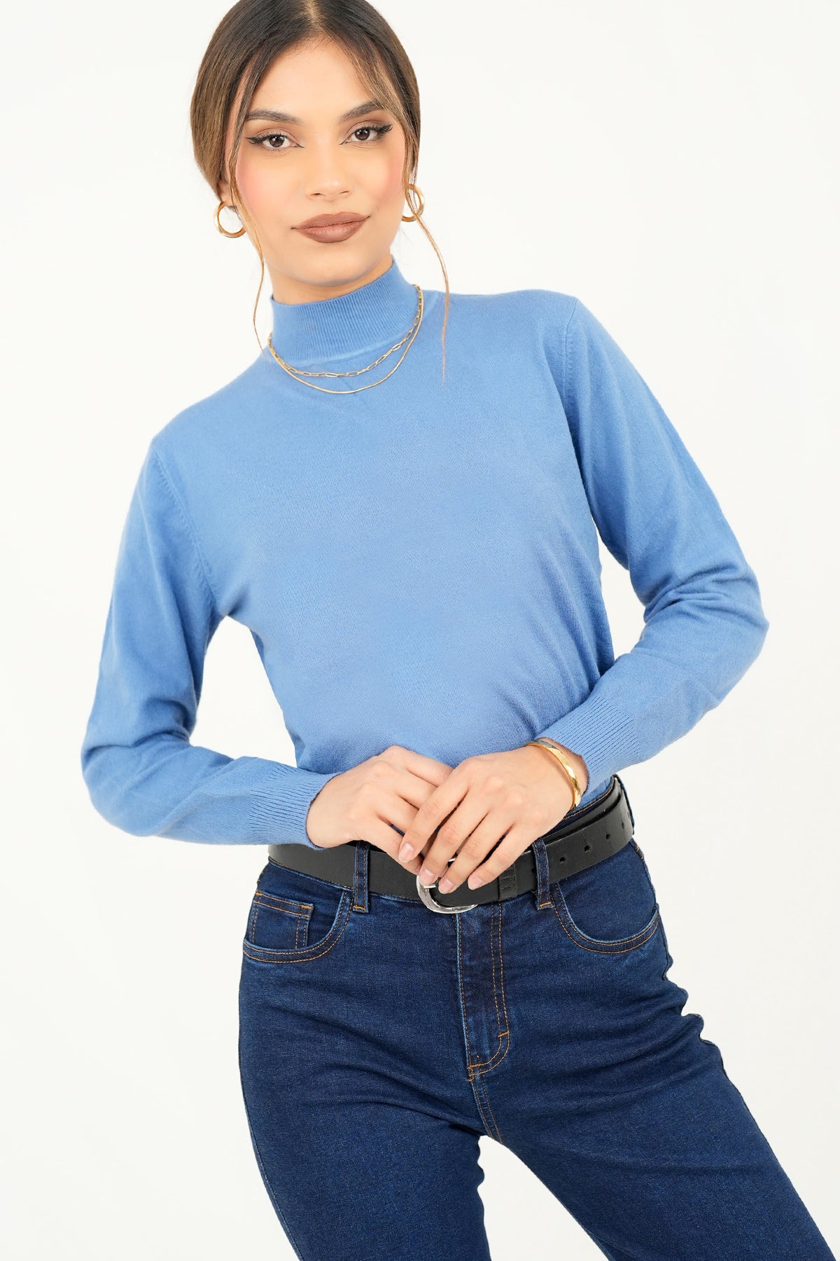Chompa cuello alto corte clásico CHO07195HVZACRML