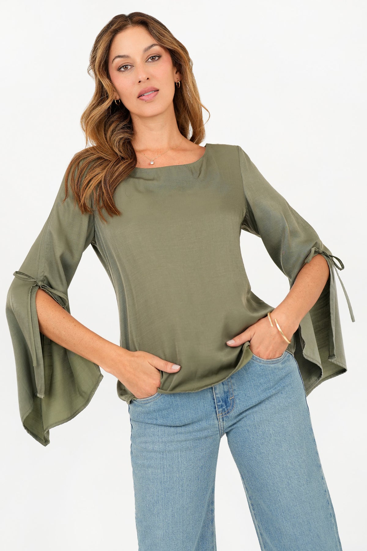 Blusa manga larga abertura en la manga BLU07172SDAVMLSM