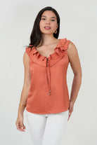 Blusa Satín Crepé Escote Redondo con Volantes BLU08122SACSIEXL