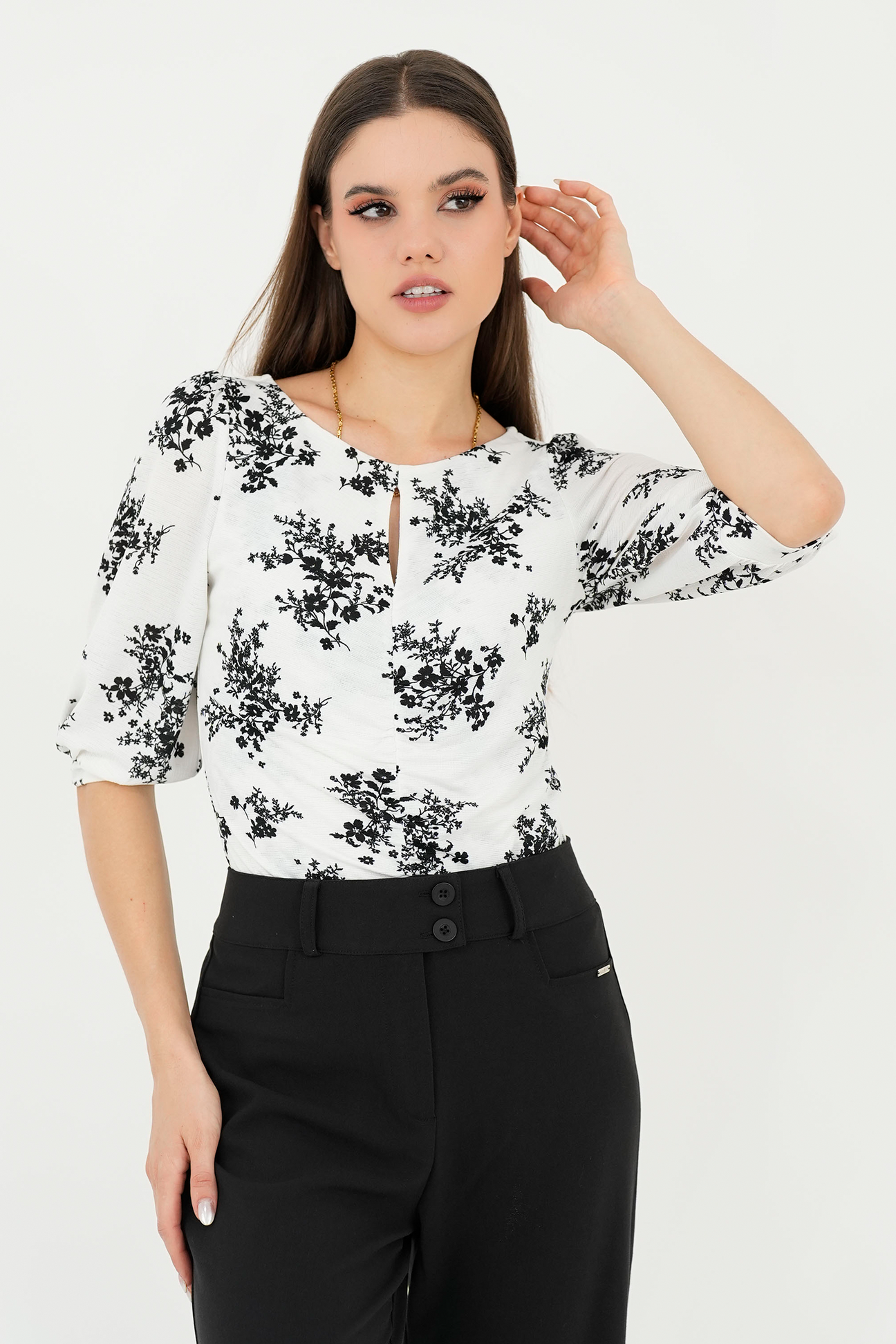 Blusa manga cero estilo tulipán