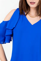 Blusa Gasa Crepé Escote V con Ruffle