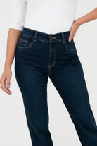 Pantalón Denim Recto con Basta Volteada