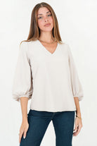 Blusa Manga 5/8 Seda Satinada Escote V con Manga Abullonada
