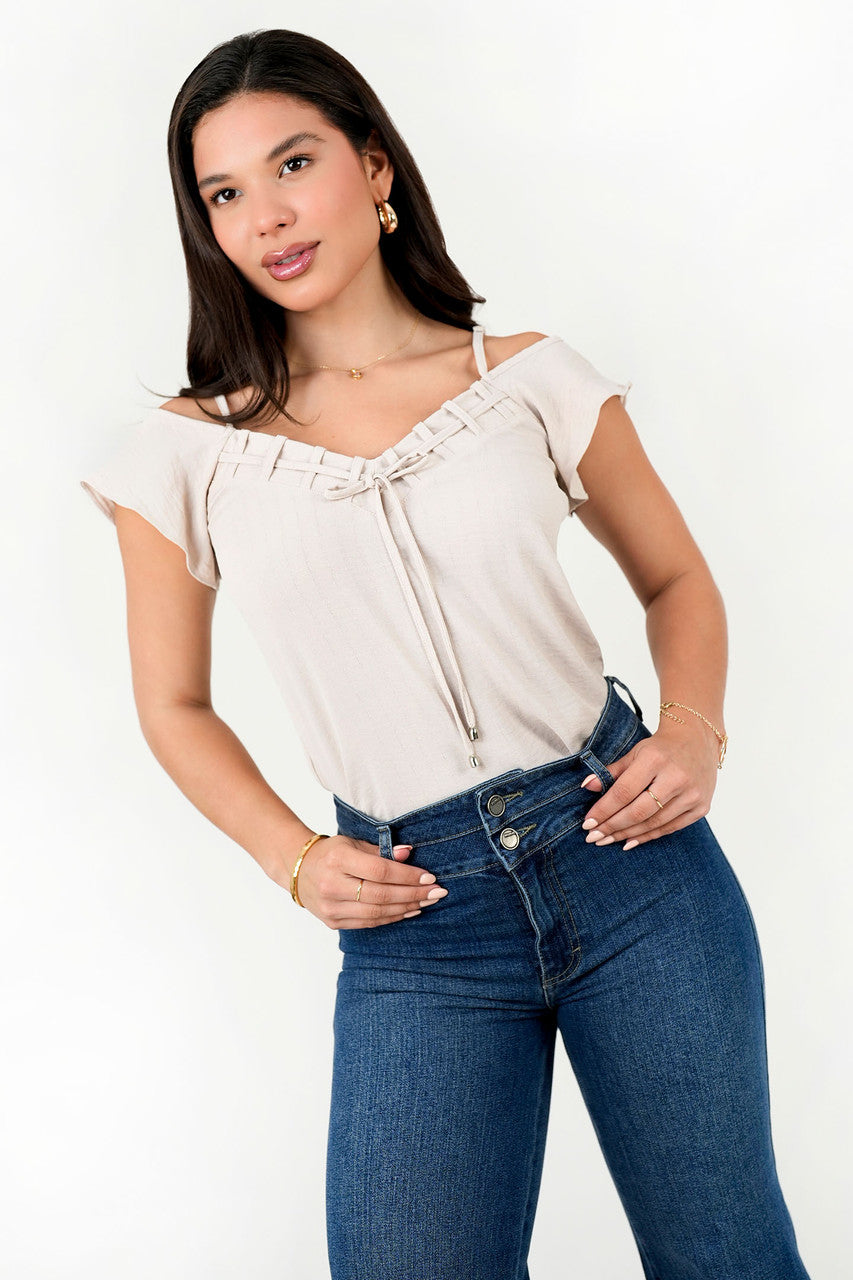 Blusa Vienna Labrada Off Shoulder Escote V
