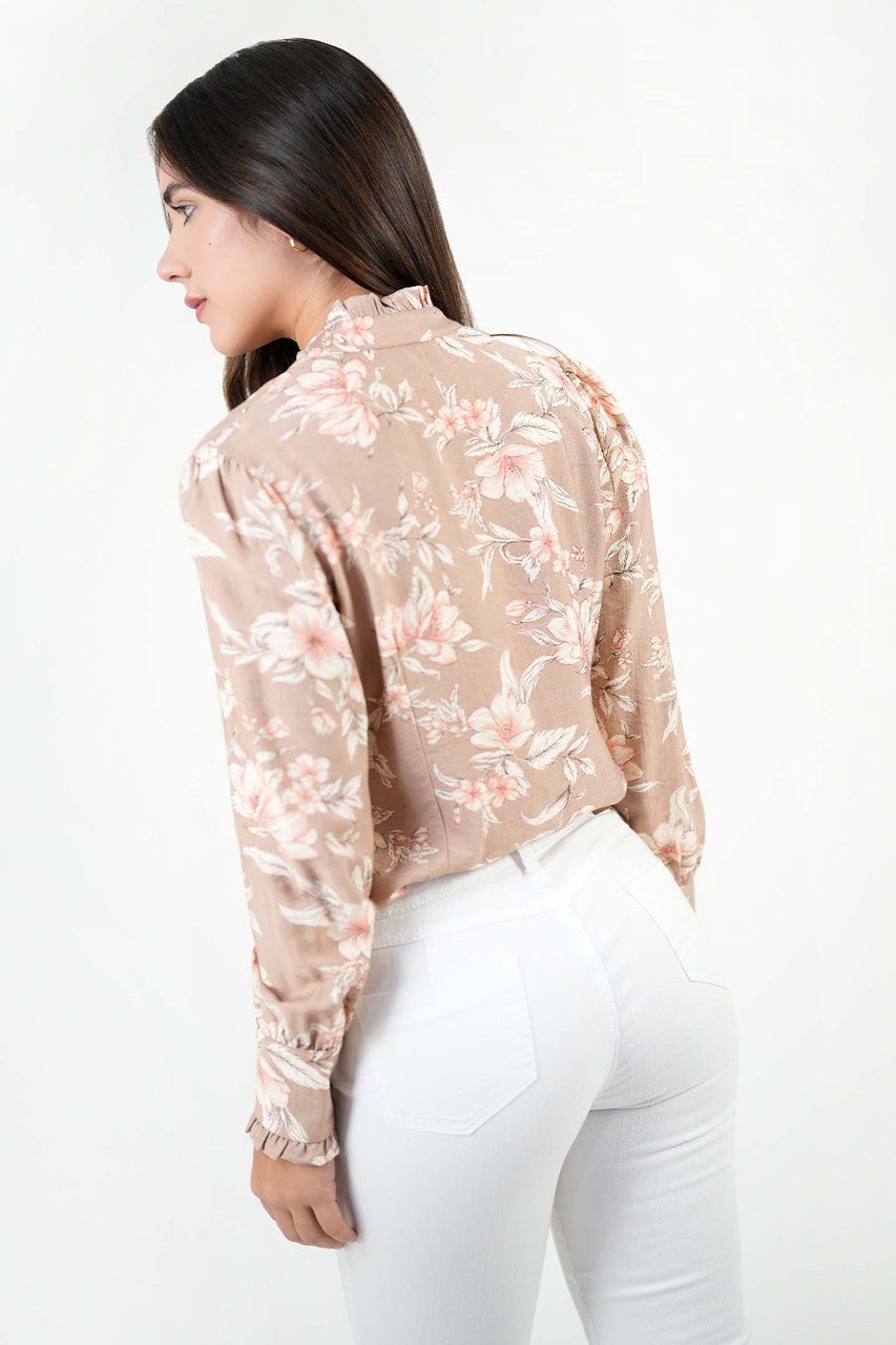 Blusa manga larga con pechera camisera