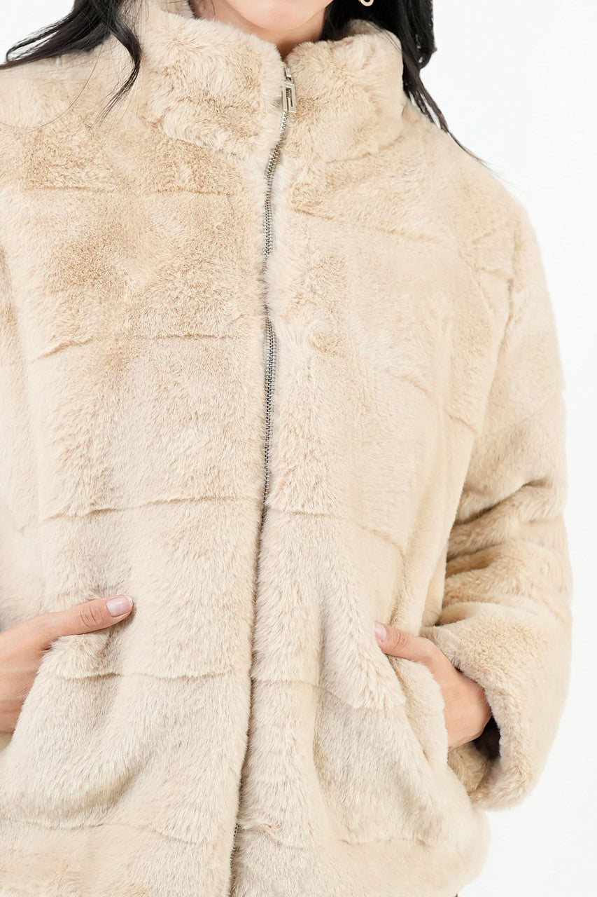 Chaqueta Corta Piel de Fantasía