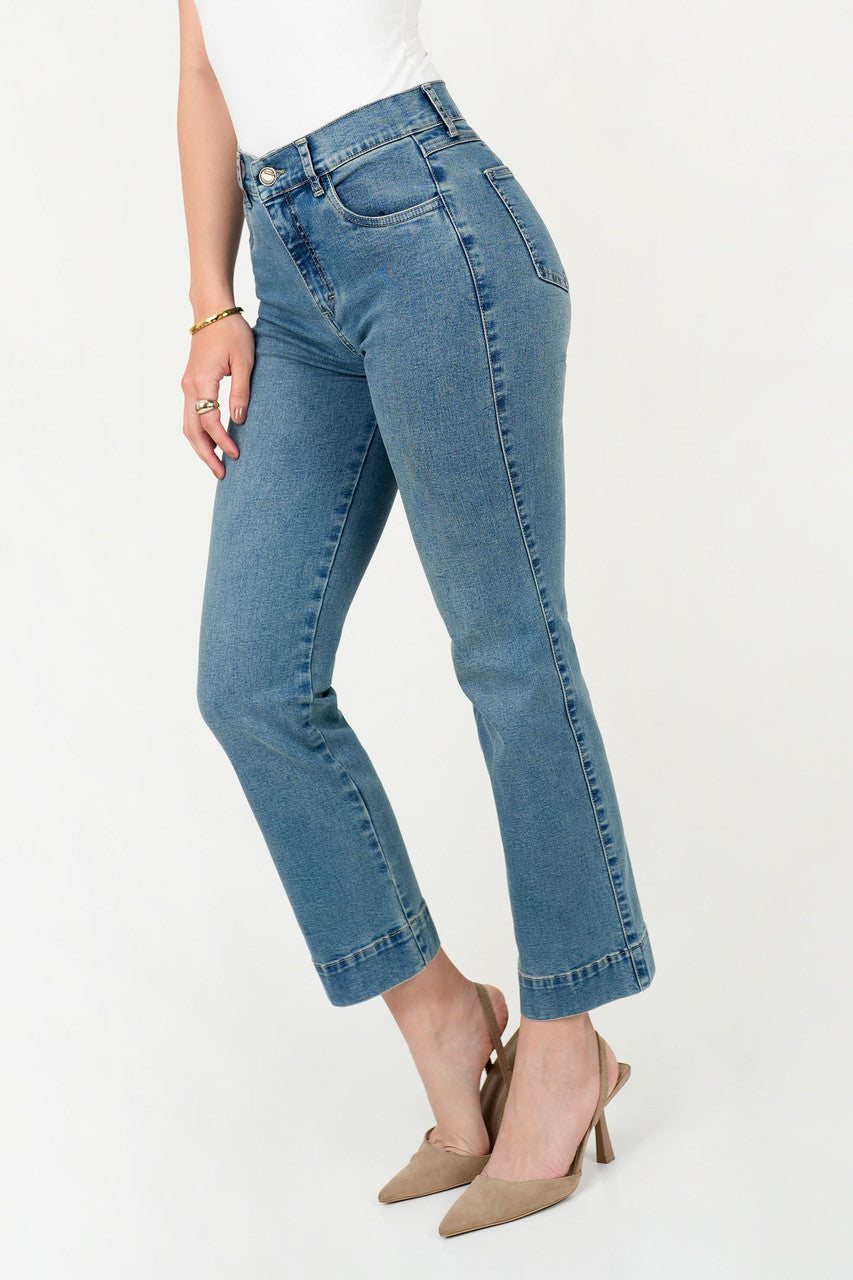 Pantalón Recto Denim Clásico