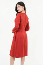 Vestido Midi Seda Satinada Escote Ojal