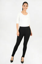 Leggins Moda detalle de bastitas en pretina