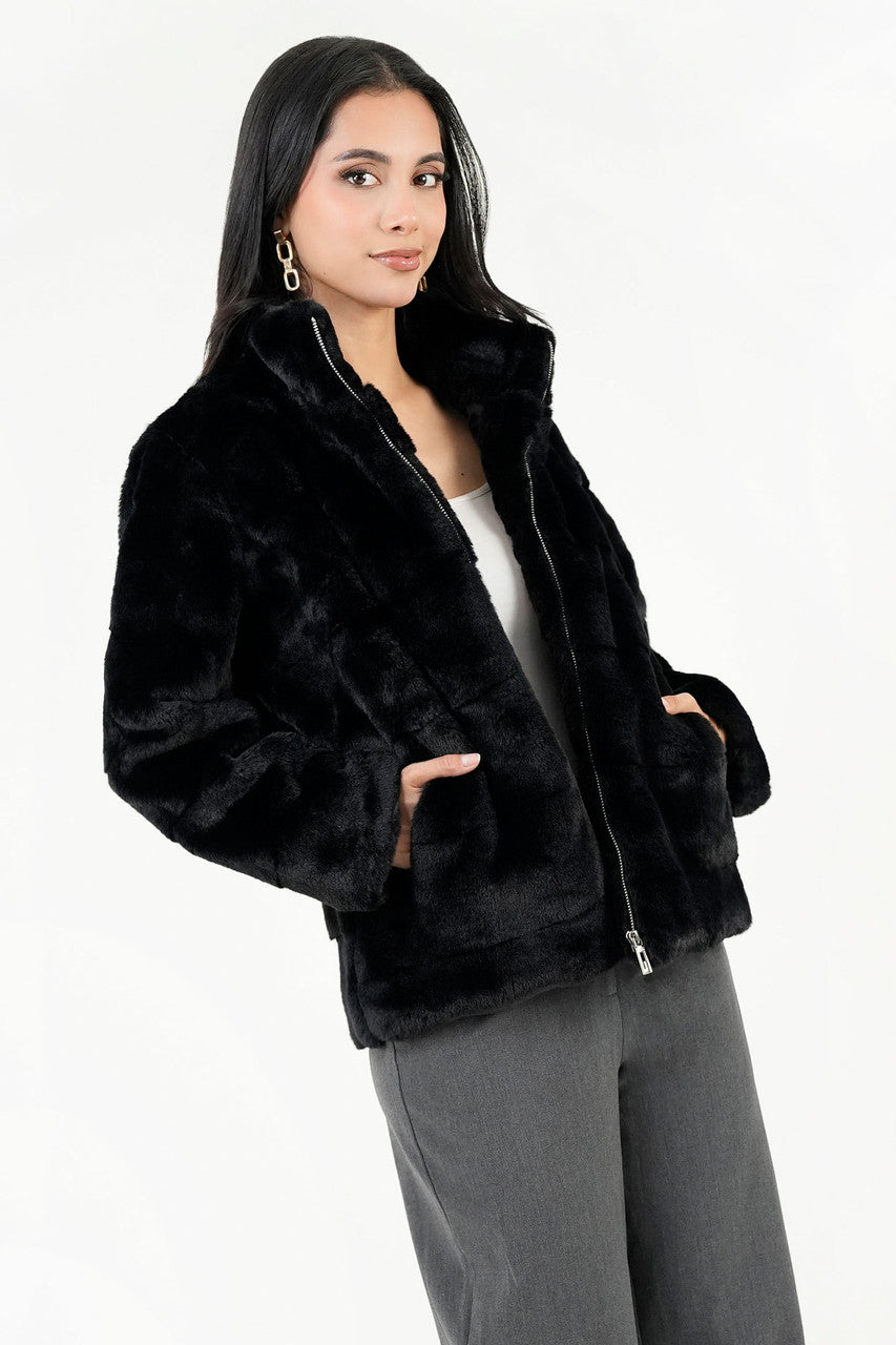 Chaqueta Corta Piel de Fantasía