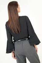 Blusa Escote Ojal Gasa Crepe con Manga Ruffle