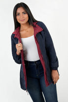 Casaca Reversible Impermeable con Capucha