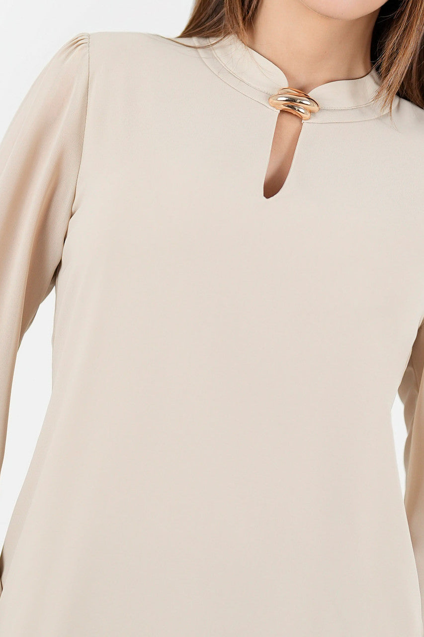 Blusa manga larga con cuello neru
