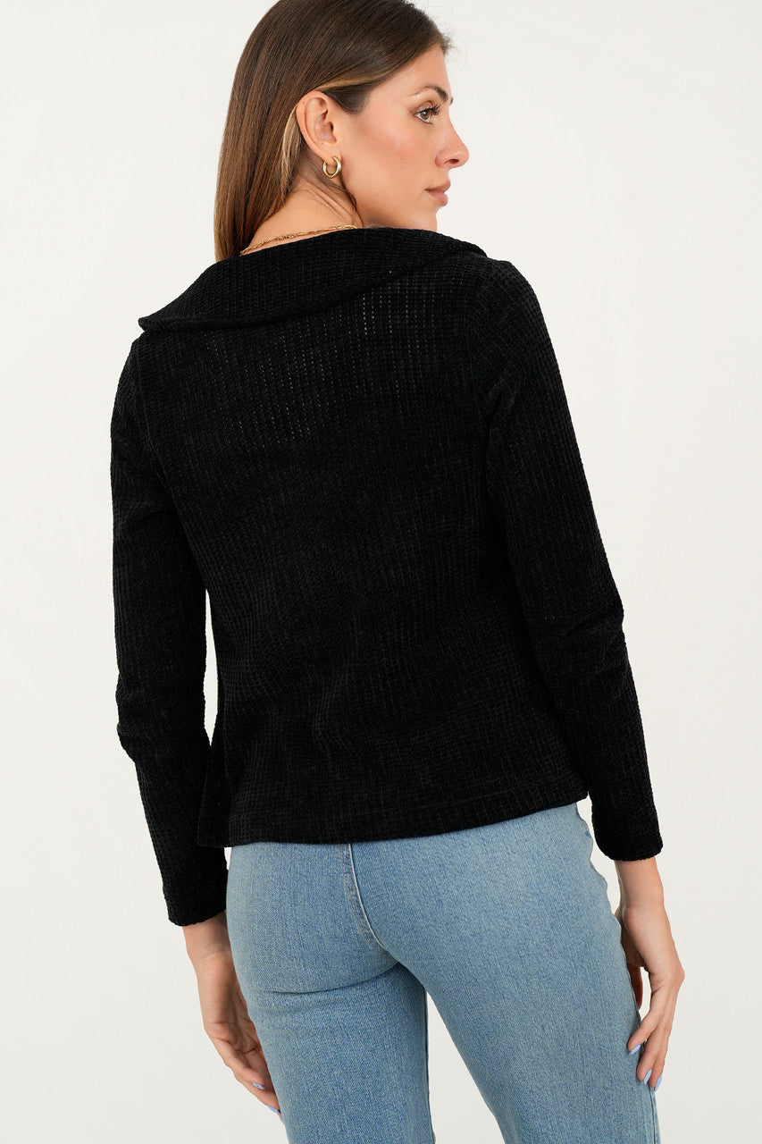 Chompa corta cuello sport