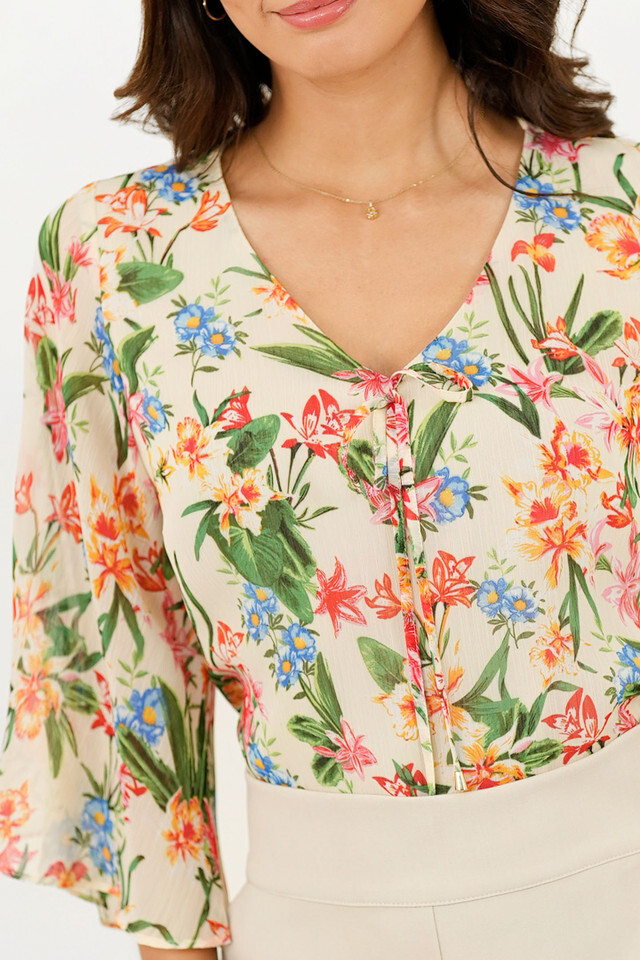 Blusa Manga 3/4 Gasa Estampada con Lazo Escote en V